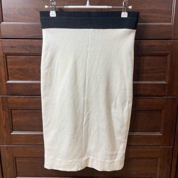 BCBG MAXAZRIA XS White Ribbed Pencil Skirt Office 2 4 Fitted Waist Sample Unique - Picture 5 of 15